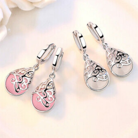 NEW 925 Silver Drop Earrings Moonstone A pair set - Picture 4 of 4